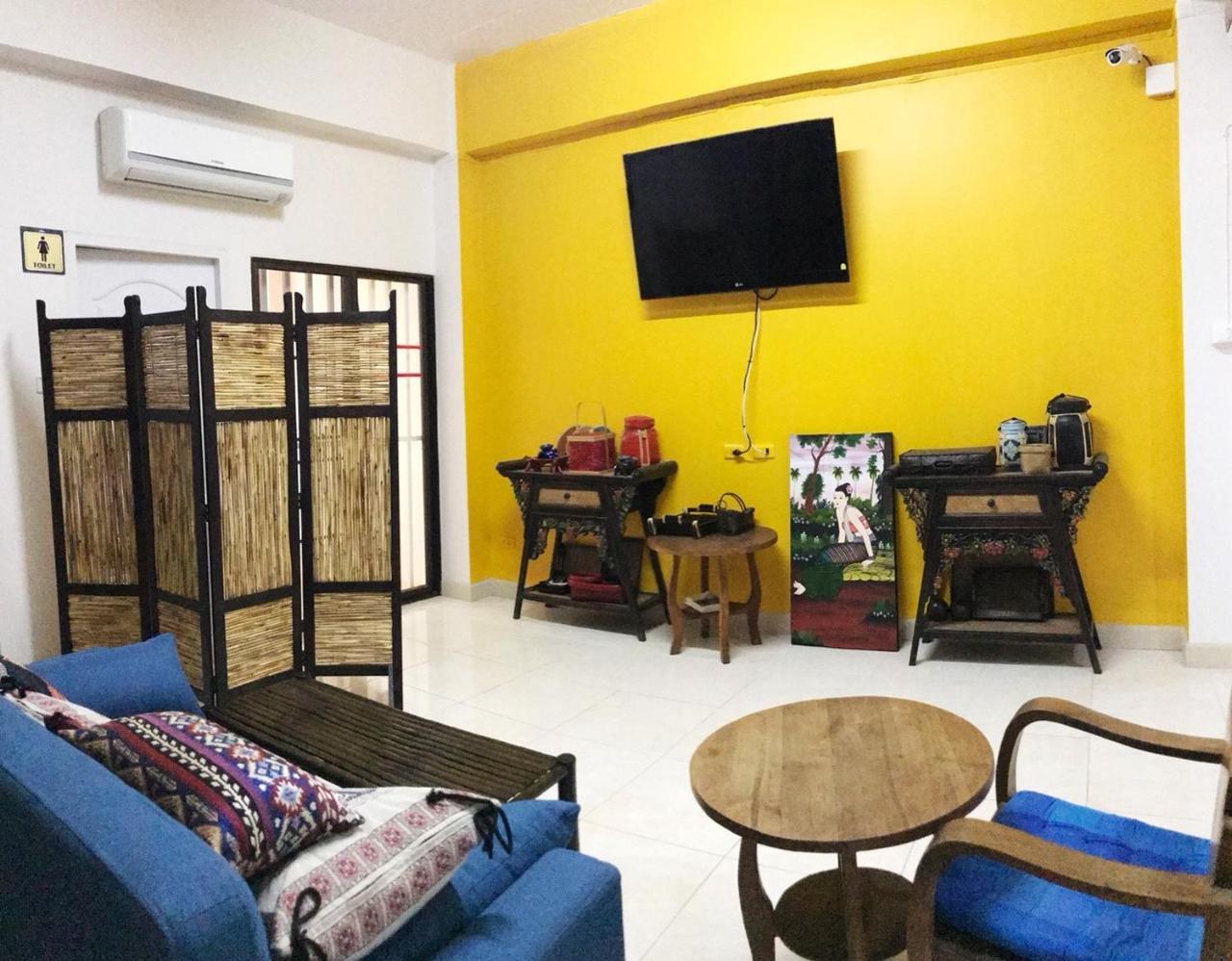 Varada Place Chiang Mai Zewnętrze zdjęcie