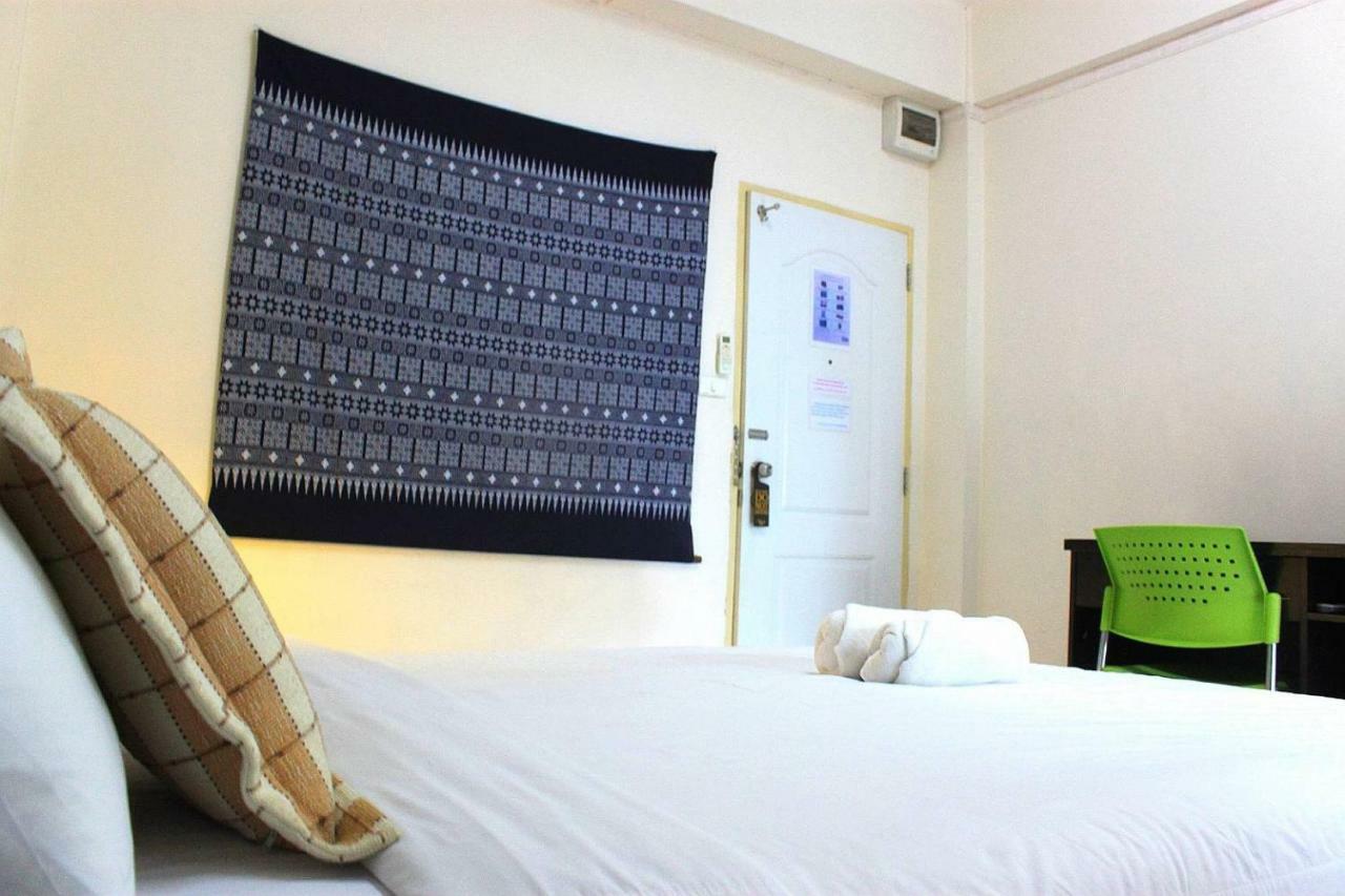 Varada Place Chiang Mai Zewnętrze zdjęcie