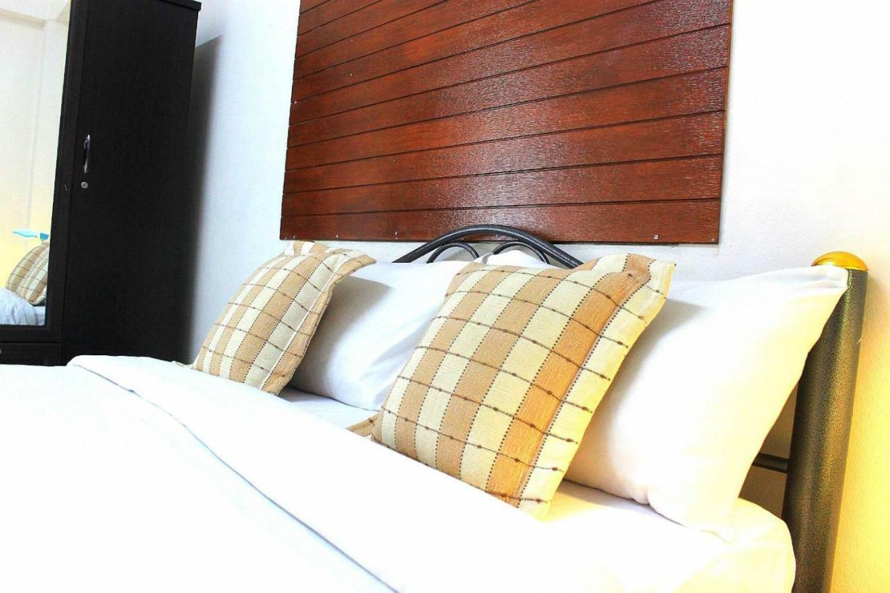 Varada Place Chiang Mai Zewnętrze zdjęcie