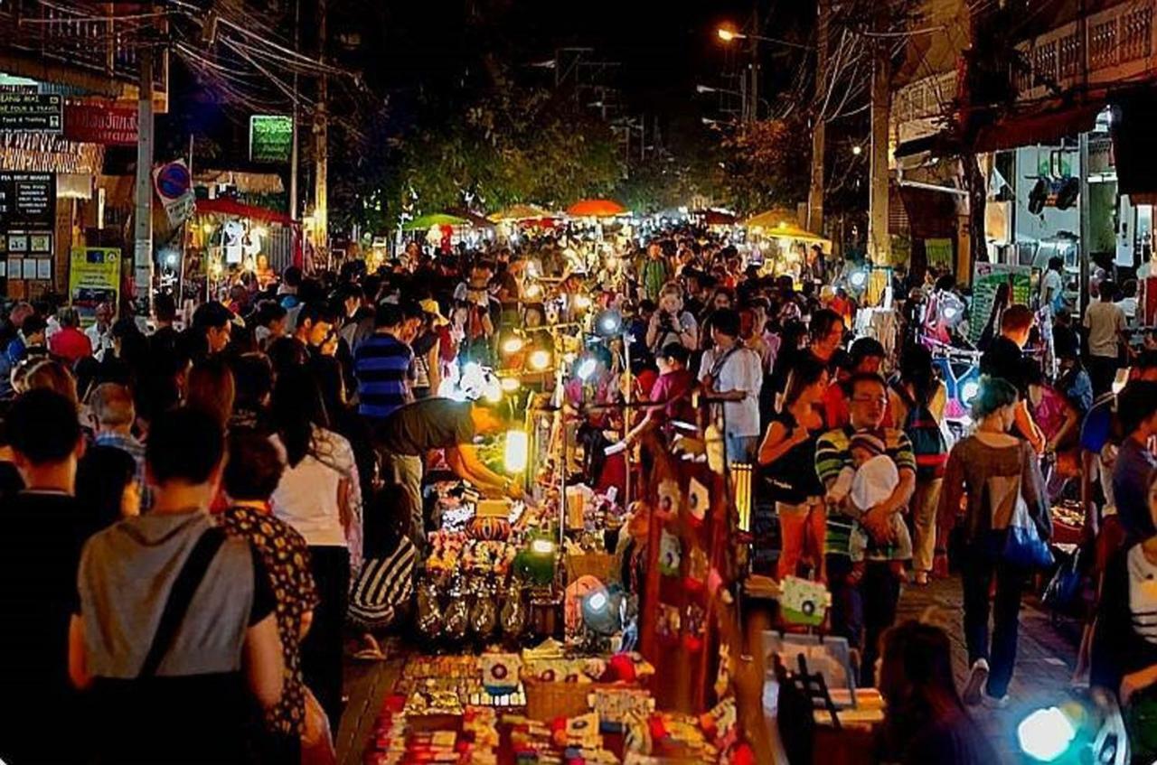 Varada Place Chiang Mai Zewnętrze zdjęcie