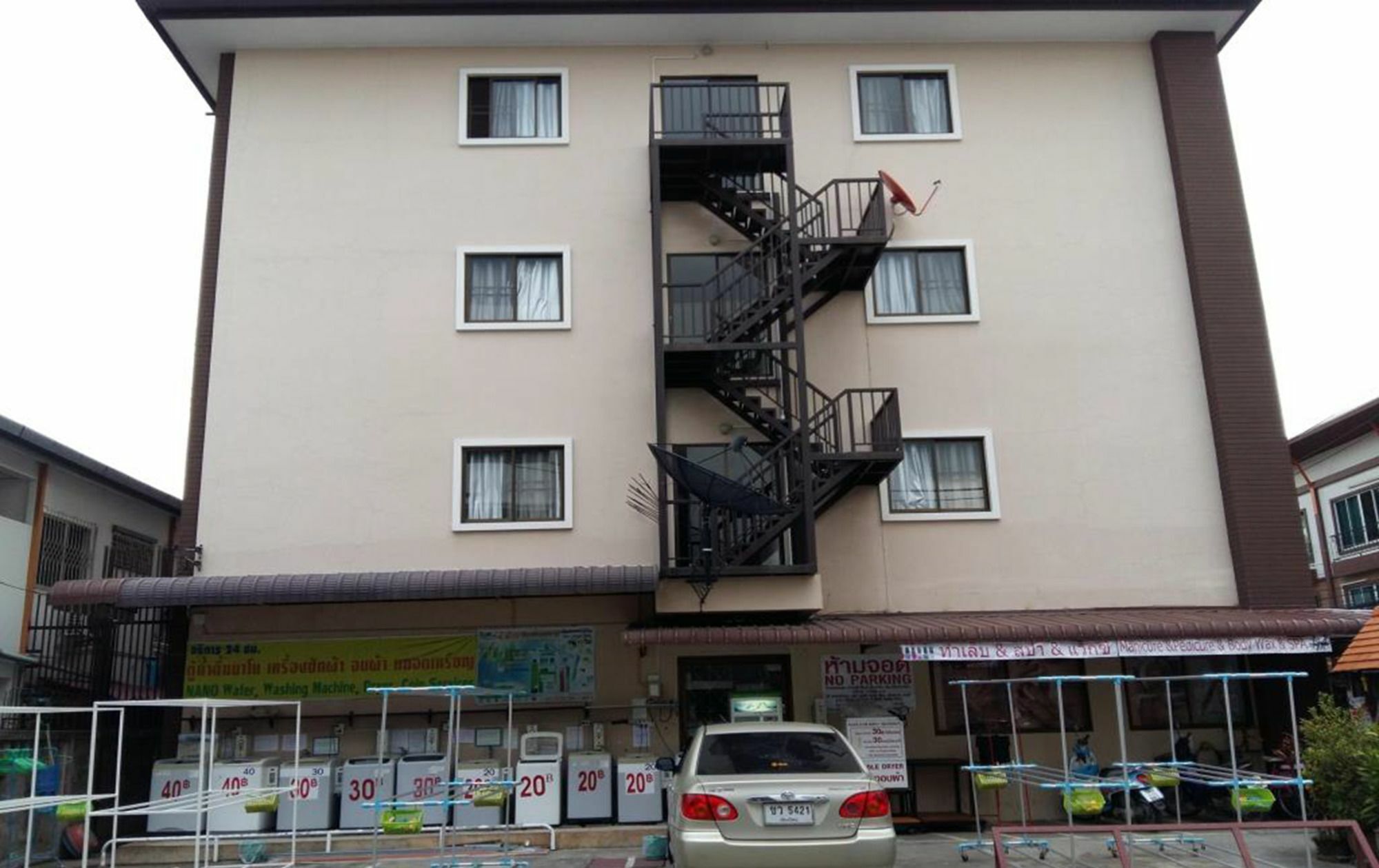 Varada Place Chiang Mai Zewnętrze zdjęcie